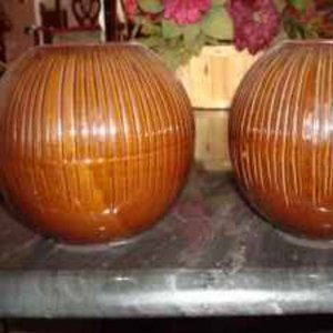 Set of 2 Small round chocolate brown vases